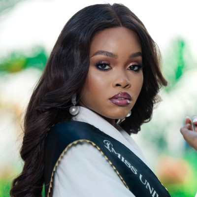 Evelyn Charles Raphael