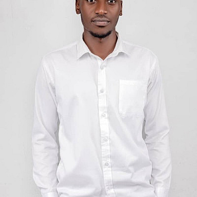 Ampumuza Derrick