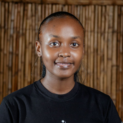 Navvubya Vanisa Leticia - Busujju