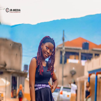 Mbambu Natalie