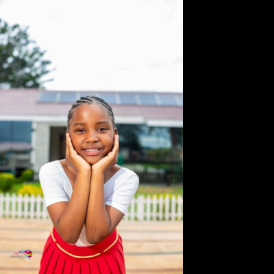 Praise Esther Muzenda