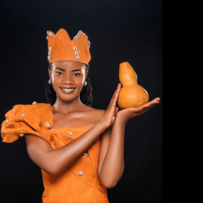 Tukamusherura Stecia